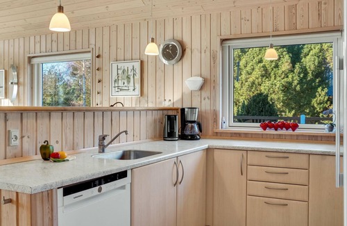 Kramnitse House | Stunning home in Rødby with sauna