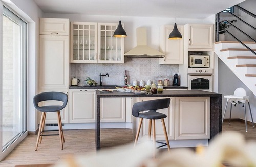 Sibenik House | Stunning home in Sibenik with WiFi