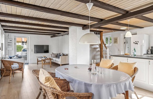 Skagen House | Stunning home in Skagen with WiFi