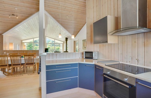 Marielyst House | Stunning home in Væggerløse with sauna