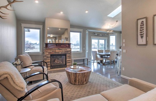 Montrose House | Stunning Home w/ Hot Tub Near Black Canyon NP