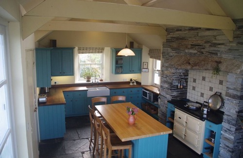 Delabole House | Stunning house near Port Isaac with beautiful sea and countryside views