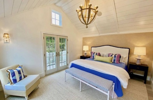 Nantucket Town House | Stunning In-Town New Construction with Designer Interiors, Private Pool, Gym