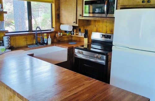 Groveland Cabin | Stunning Lakeview Yosemite Cabin El Capitan Paradise w/Panaromic Suna & Hot Spa
