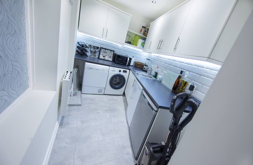 Llandudno Cottage | Stunning Llandudno Property with amazing sea views over Llandudno and Snowdonia