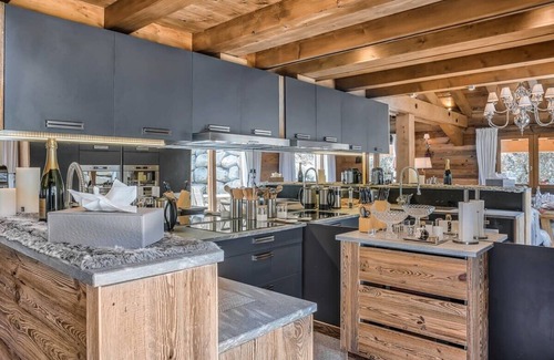 Praz-sur-Arly Ski Chalet | Stunning luxury chalet with pool directly on the slopes