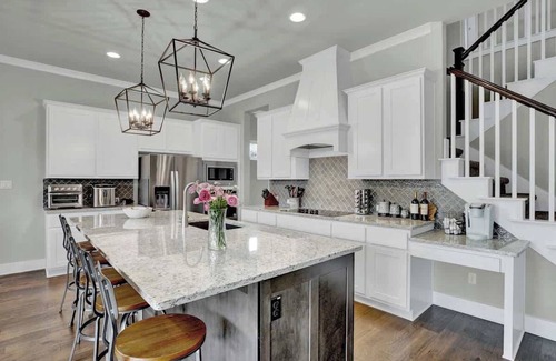 Horseshoe Bay House | Stunning Luxury Lake Home with Waterfront & Fire Pit!