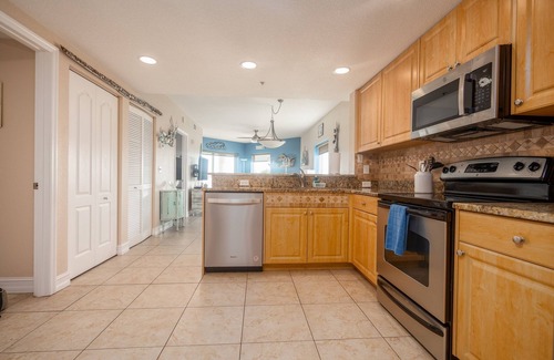 Capri Isle Condo | Stunning Ocean Views 7th Night Free Sept