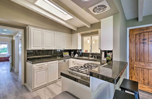 Rancho Palos Verdes House | Stunning Palos Verdes Escape: Pool, Fire Pit!