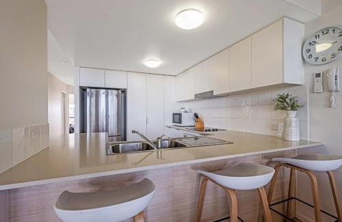 Marcoola Apartment | Stunning Penthouse across from Marcoola Beach