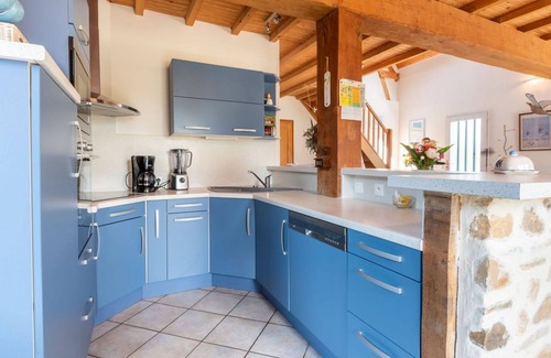 (le) Mesnil Hue House | Stunning private villa for 8 people with WIFI, TV and terrace