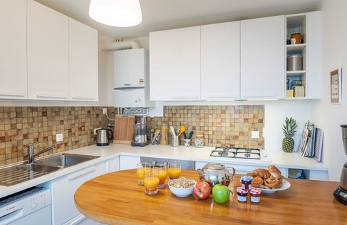La Trinite-sur-Mer House | Stunning private villa for 4 people with WIFI, TV and terrace