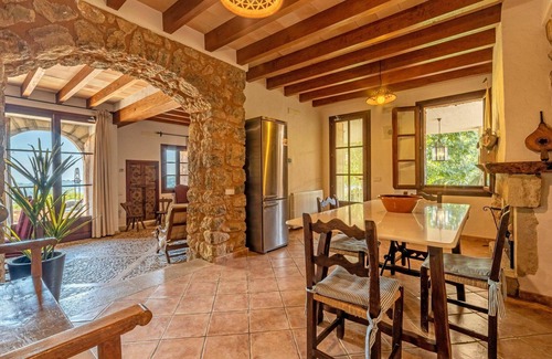 Mancor de la Vall Villa | Stunning private villa for 8 guests with private pool, WIFI, A/C, TV, patio and panoramic view