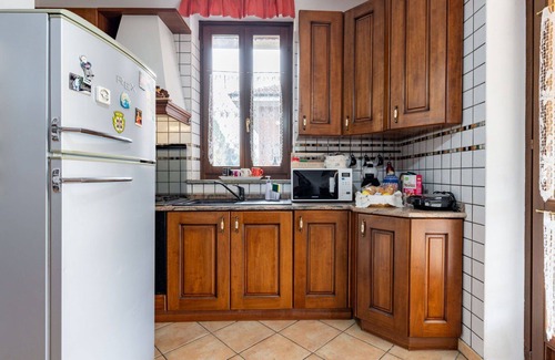 Montegrosso dʼAsti House | Stunning private villa for 4 guests with private pool, A/C, WIFI, TV, patio and pets allowed