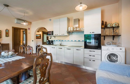 San Miniato Villa | Stunning private villa for 10 people with private pool, WIFI, A/C, TV, patio and pets allowed