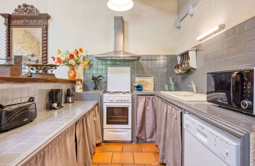Gaillan-en-Medoc House | Stunning private villa for 6 people with WIFI, TV, terrace and pets allowed