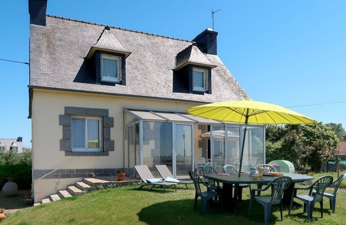 Kermaria-Sulard House | Stunning private villa for 7 guests with WIFI, TV and pets allowed