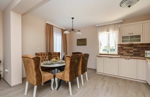 Pridraga House | Stunning private villa for 8 guests with A/C, WIFI, private pool, TV and terrace