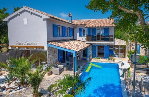 Novi Vinodolski Villa | Stunning private villa for 8 guests with WIFI, private pool, A/C, hot tub, TV and terrace
