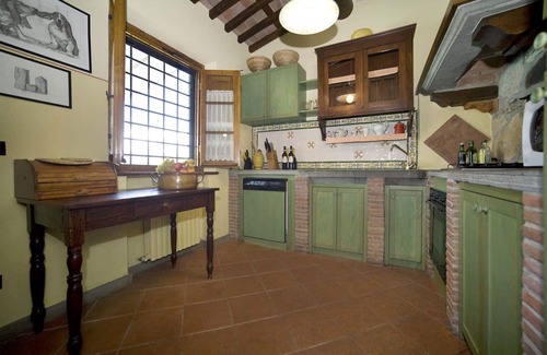 SantʼAndrea di Compito Villa | Stunning private villa with A/C, WIFI, private pool, TV, terrace and panoramic view, close to Lu.