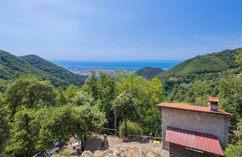 Stazzema House | Stunning private villa for 4 guests