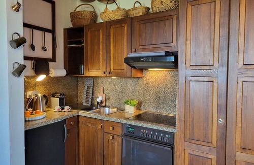 Bosco Luganese House | Stunning private villa for 5 guests with WIFI, TV, patio and pets allowed