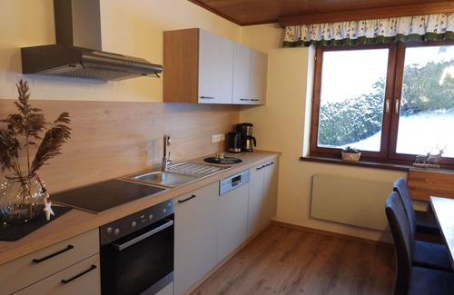 Bischofshofen House | Stunning private villa for 9 people with WIFI, TV, terrace, pets allowed and panoramic view