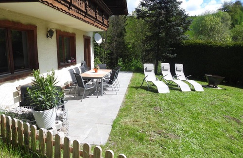Bischofshofen House | Stunning private villa for 9 people with WIFI, TV, terrace, pets allowed and panoramic view