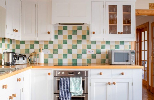 Suladale House | Stunning private villa for 6 people with WIFI, TV and panoramic view