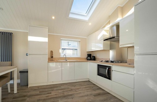 Municipality of Waalwijk House | Stunning private villa for 6 people with WIFI, pool, TV and terrace