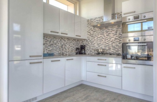 Municipality of Hellevoetsluis House | Stunning private villa for 6 guests with WIFI, TV and terrace