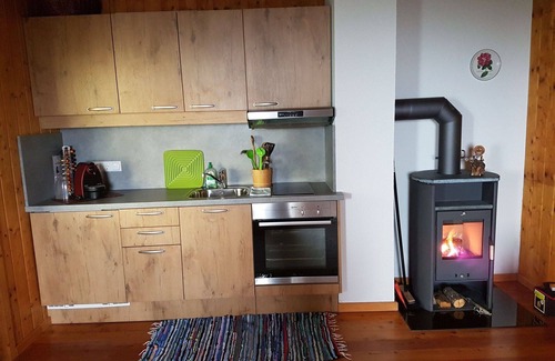 Himmelberg House | Stunning private villa for 5 people with WIFI, TV, terrace and parking