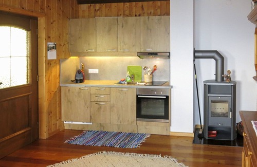 Himmelberg House | Stunning private villa for 5 people with WIFI, TV, terrace and parking