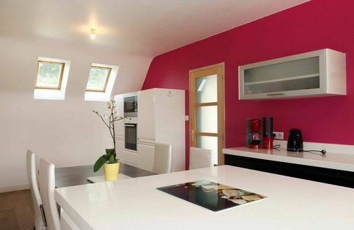 Cast House | Stunning private villa for 6 guests with WIFI, private pool, TV, terrace and panoramic view