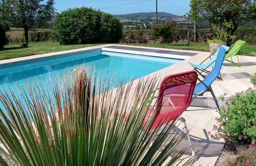 Cast House | Stunning private villa for 6 guests with WIFI, private pool, TV, terrace and panoramic view