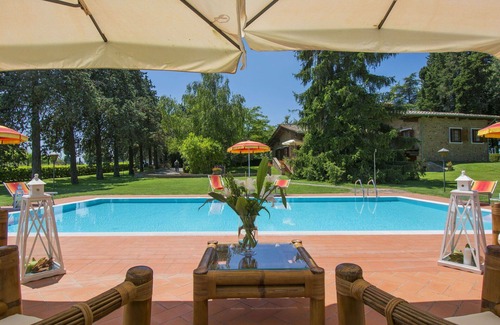 Gambassi Terme Villa | Stunning private villa with private pool, WIFI, TV, balcony, pets allowed, close to San Gimignano