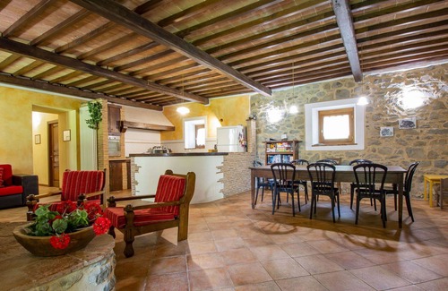 San Romano in Garfagnana Villa | Stunning private villa for 10 people with WIFI, private pool, TV, terrace and pets allowed