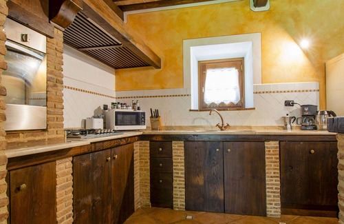 San Romano in Garfagnana Villa | Stunning private villa for 10 people with WIFI, private pool, TV, terrace and pets allowed