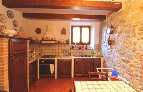 Lucignano Villa | Stunning private villa for 12 people with WIFI, private pool and TV