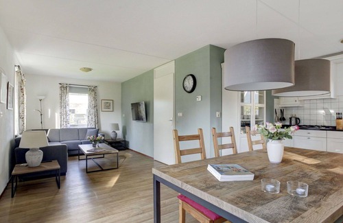 Zonnemaire Villa | Stunning private villa for 6 guests with WIFI and TV
