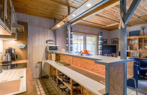Norderteil House | Stunning private villa for 5 guests with TV, patio and pets allowed
