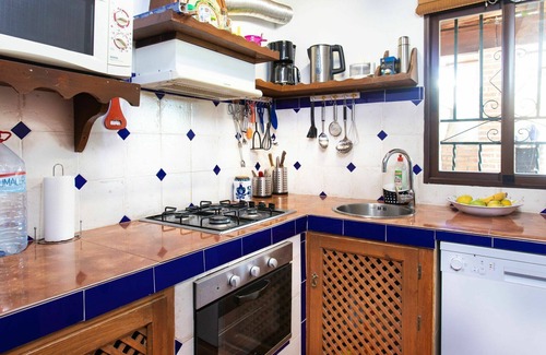 Almunecar Villa | Stunning private villa for 4 guests with private pool, WIFI, TV, terrace and pets allowed