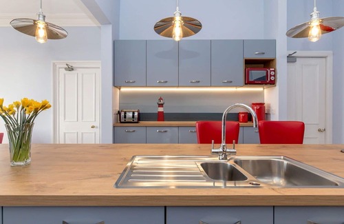 Portpatrick House | Stunning private villa for 16 people with WIFI, TV, patio and pets allowed