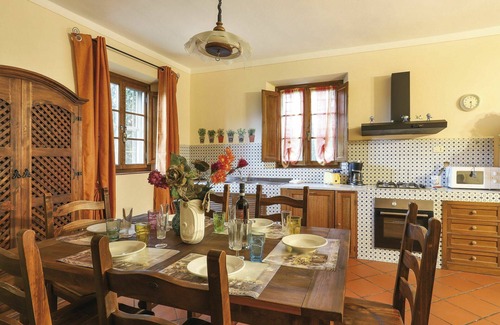 Castelvecchio Villa | Stunning private villa for 6 guests with private pool, WIFI, A/C, TV, terrace and pets allowed