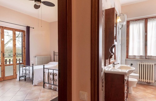 Gavorrano House | Stunning private villa with private pool, WIFI, TV, patio, pets allowed, panoramic view and park.