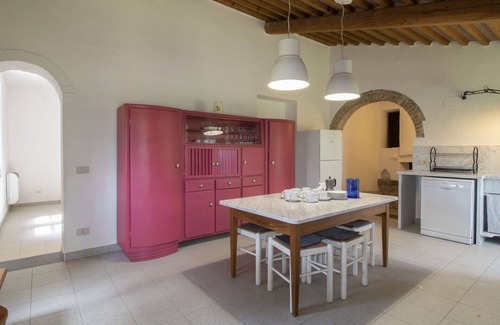 Lorenzana House | Stunning private villa for 10 people with pool, WIFI, balcony, pets allowed and panoramic view