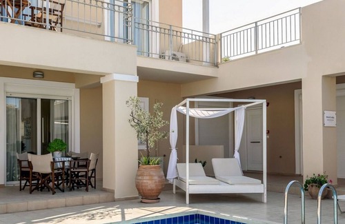 Nopigia House | Stunning private villa for 4 guests with pool, A/C, WIFI, TV, terrace, panoramic view and parking