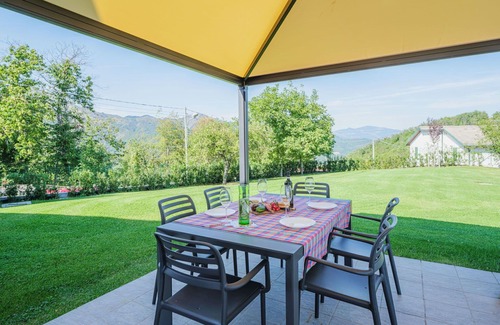 Maissana House | Stunning private villa for 6 guests with WIFI, A/C, TV and terrace