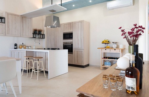 Rosolini Villa | Stunning private villa for 4 guests with WIFI, A/C, private pool, TV, terrace and panoramic view