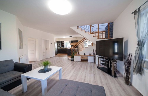 Prague 11 House | Stunning private villa for 8 guests with private pool, WIFI, TV, patio and parking